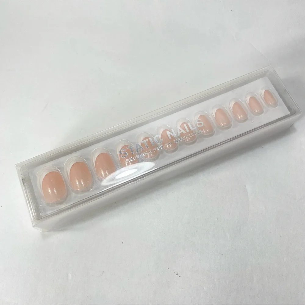 Static Nails Reusable Pop on Manicure Curved French Round NWT